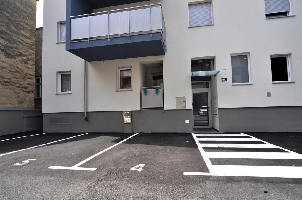 Paula Apartment Загреб Екстериор снимка
